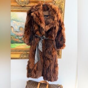 Luxurious Brown Fox Fur Coat with leather Black Belt